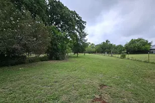 107 Patricia Rd, Georgetown, TX 78628 - Photo 34