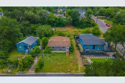 1410 Luna Street, Austin, TX 78721 - Photo 1
