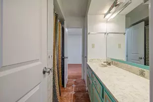 302 Venture Blvd S, Lago Vista, TX 78645 - Photo 14