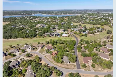 302 Venture Boulevard S, Lago Vista, TX 78645 - Photo 32