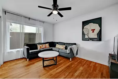 5700 Avenue G, Austin, TX 78752 - Photo 10
