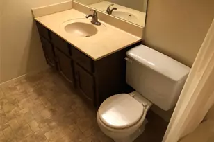 914 W Meadowmere Ln, Austin, TX 78758 - Photo 20