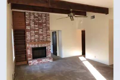 914 W Meadowmere Lane, Austin, TX 78758 - Photo 4