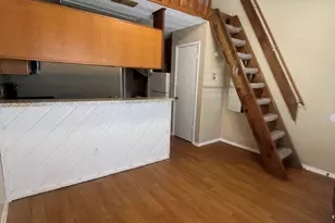 2210 Pearl St, Austin, TX 78705 - Photo 8