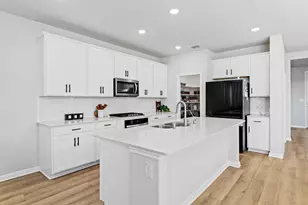 13117 Lapoynor St, Manor, TX 78653 - Photo 10