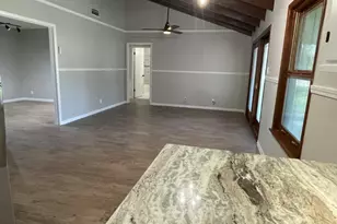 605 Kentshire Cir, Austin, TX 78704 - Photo 14