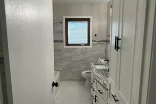 605 Kentshire Cir, Austin, TX 78704 - Photo 18