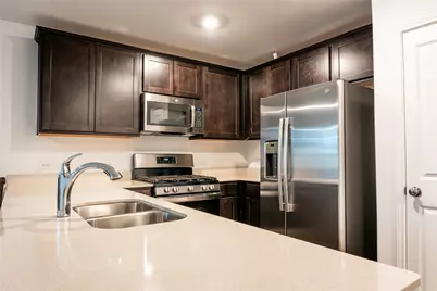 406 Halfmoon Drive, Lockhart, TX 78644 - Photo 6