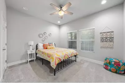 422 E Woodlawn Avenue, San Antonio, TX 78212 - Photo 18