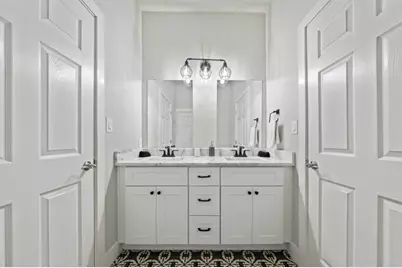 422 E Woodlawn Avenue, San Antonio, TX 78212 - Photo 24