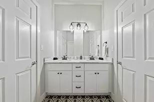 422 E Woodlawn Ave, San Antonio, TX 78212 - Photo 24