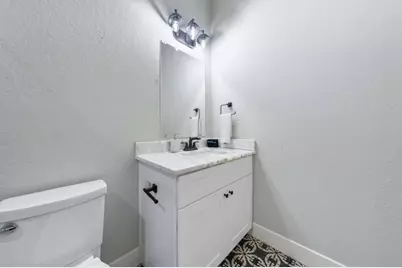 422 E Woodlawn Avenue, San Antonio, TX 78212 - Photo 22