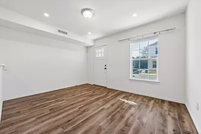 230 Debus Drive #109B, Taylor, TX 76574 - Photo 4
