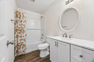 230 Debus Dr, Taylor, TX 76574 - Photo 14