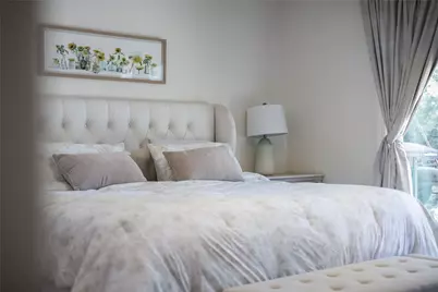 137 W Oak Drive, Cedar Creek, TX 78612 - Photo 22