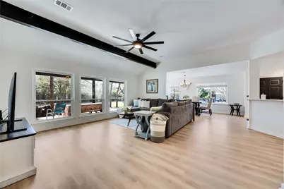 137 W Oak Drive, Cedar Creek, TX 78612 - Photo 10