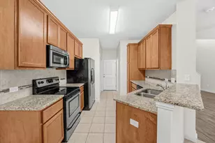2410 Great Oaks Dr, Round Rock, TX 78681 - Photo 10