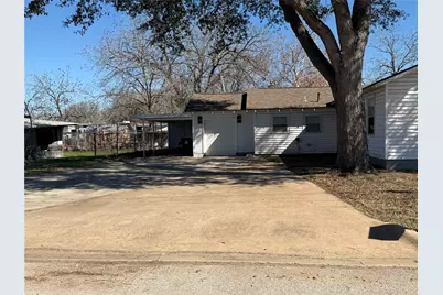 521 S Oak Avenue, Luling, TX 78648 - Photo 4