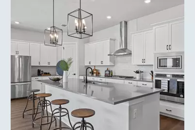 9001 Centurion Path, Austin, TX 78744 - Photo 2