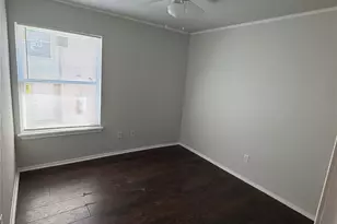 2124 Burton Dr, Austin, TX 78741 - Photo 10