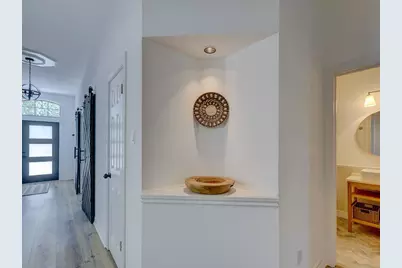 9902 Scenic Bluff Drive, Austin, TX 78733 - Photo 18