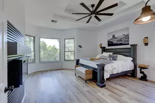 9902 Scenic Bluff Dr, Austin, TX 78733 - Photo 20