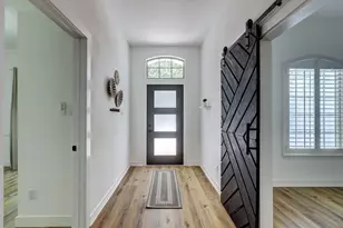 9902 Scenic Bluff Dr, Austin, TX 78733 - Photo 14