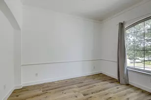 9902 Scenic Bluff Dr, Austin, TX 78733 - Photo 14