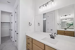 7407 Boyd Hvn Dr, Austin, TX 78744 - Photo 20