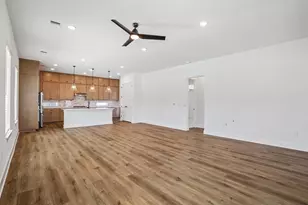 7407 Boyd Hvn Dr, Austin, TX 78744 - Photo 8
