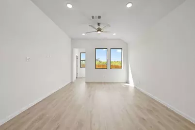 270 Bendecido Loop, Elgin, TX 78621 - Photo 10