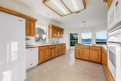 18906 Venture Drive, Point Venture, TX 78645 - Photo 16