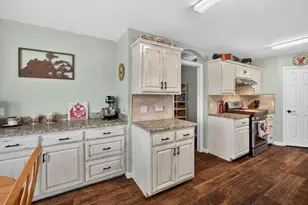 111 Lookout Cir, Hutto, TX 78634 - Photo 18