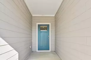210 Salkeld Dr, Uhland, TX 78640 - Photo 4