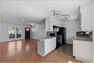 1005 Arthur Stiles Road, Austin, TX 78721 - Photo 10