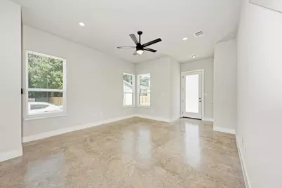 7714 Watson #B, Austin, TX 78757 - Photo 10