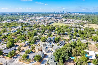 7714 Watson #B, Austin, TX 78757 - Photo 34