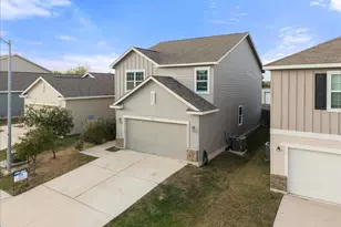 201 Rainey Dr, Jarrell, TX 76537 - Photo 2