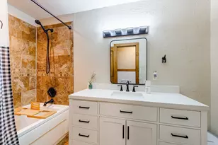 1001 Gravel Pit Rd, Taylor, TX 76574 - Photo 16