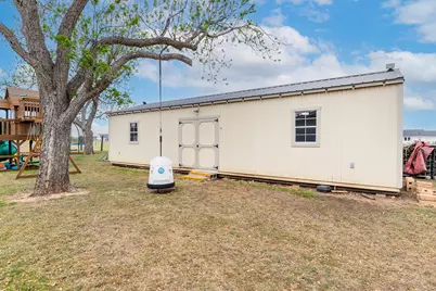 1001 Gravel Pit Road, Taylor, TX 76574 - Photo 22