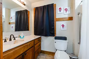 1001 Gravel Pit Rd, Taylor, TX 76574 - Photo 18