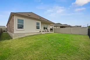 124 Flint Mountain Rd, Georgetown, TX 78628 - Photo 32