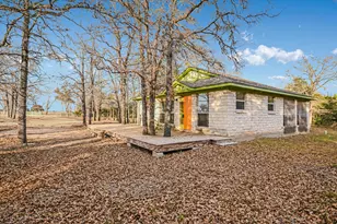 309 Stolle Ln, Flatonia, TX 78941 - Photo 18