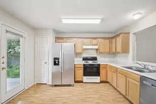 2506 Winslow Dr, Leander, TX 78641 - Photo 6