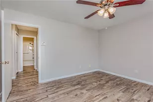 2322 Klattenhoff Dr, Austin, TX 78728 - Photo 16