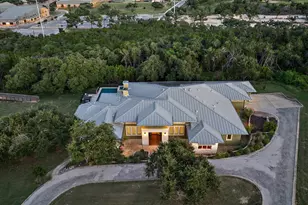3801 Peak Lookout Dr, Austin, TX 78738 - Photo 2