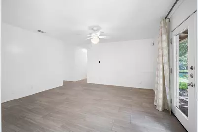 8600 Clarewood Circle, Austin, TX 78758 - Photo 8