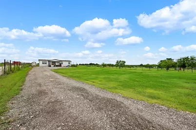 360 Shady Oaks Drive #B, Kyle, TX 78640 - Photo 4