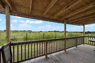 360 Shady Oaks Dr, Kyle, TX 78640 - Photo 28