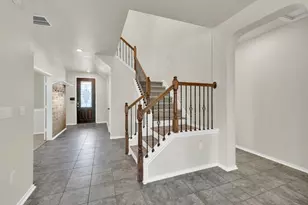 310 Sageleaf Willow Dr, San Marcos, TX 78666 - Photo 2